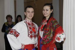 В Луганске студенты разных национальностей организовали этноярмарку