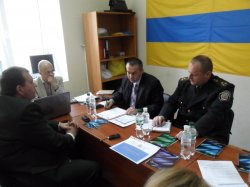 В Луганске провели круглый стол на тему взаимодействия общественников и государства в борьбе с эпидемией ВИЧ в регионе