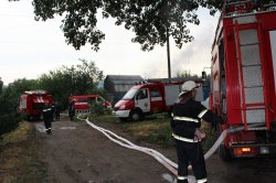 Подробности пожара в Луганске, в результате которого погибли дети (видео)