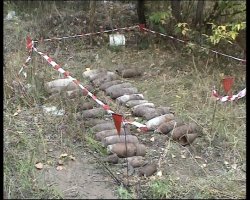 В Луганской области найдены 2 хранилища боеприпасов времен ВОВ