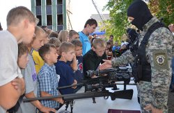 Бойцы луганского "Сокола" провели встречу с детьми