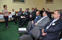 Милицейское руководство Луганщины изучало европейский опыт общения правоохранителей с представителя СМИ