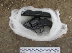 Сотрудники луганской милиции изъяли пистолет с глушителем у ранее судимого жителя Стаханова