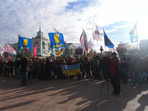 В Луганске прошла акция в поддержку европейского выбора Украины