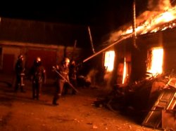 В Луганске горел частный склад (видео)