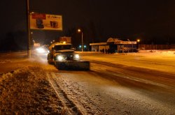 За прошедшую неделю в Луганске для посыпки дорог использовали почти 900 тонн песчано-соляной смеси