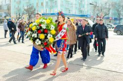 Луганский национальный университет почтил память Великого Кобзаря