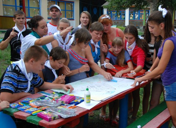 Около 600 детей Краснодонских угольщиков этим летом отдохнут на побережье Азовского моря