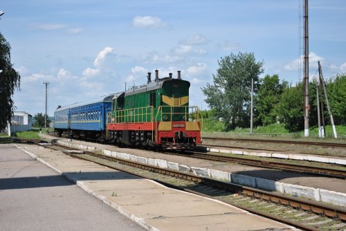 В Сватово работает лагерь для переселенцев, а выехать в Харьков, Киев и Львов можно бесплатным поездом (ФОТОРЕПОРТАЖ)