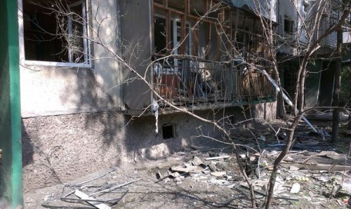 Луганск под обстрелом: Волкова, Юбилейный и район остановки "Донбасс" (ФОТО)