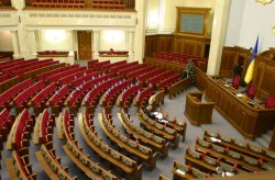 22 августа Порошенко и руководители парламентских фракций проведут консультации о роспуске Верховной рады