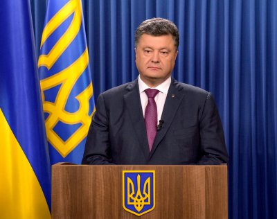 Президент Украины Петр Порошенко принял решение о роспуске Верховной Рады. Досрочные выборы - 26 октября