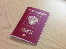 Яценюк: С 1 марта граждане РФ будут въезжать в Украину только по заграничным паспортам