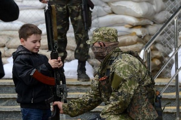 Как достать автомат в «ДНР»