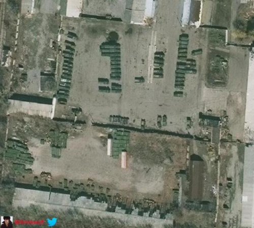 Техника оккупантов в Луганске (фото)