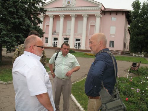 Тука с рабочей поездкой посетил Счастье (фото)