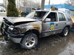 В Харькове сожгли три внедорожника батальона Айдар
