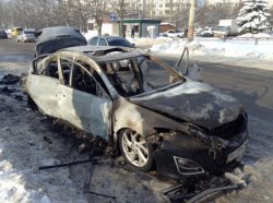 Адвокату боевиков Топаза и Терезы сожгли машину (фото)