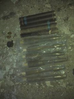 В Марьинке нашли склад с боеприпасами к гранатометам и минометам (фото)