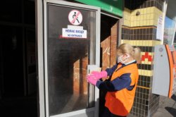 В метро Киева усилили профилактику и дезинфекцию из-за эпидемии гриппа