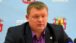 В Луганске разворовывают «гуманитарные» строительные материалы из России