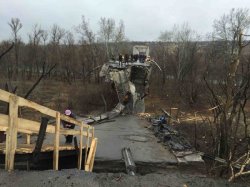 В Луганской области террористы обстреляли Станицу, Новозвановку и Попасную - повреждены дома