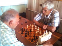 86-летний старобельчанин стал победителем чемпионата области по классическим шахматам