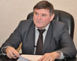 Мэр Северодонецка Валентин Казаков добровольно сложил полномочия