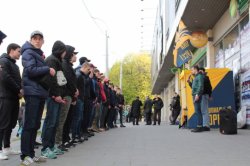 Нацкорпус заблокировал «Сбербанк» во Львове