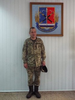 В Станице Луганской представили нового военного комиссара 