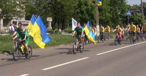 В Попасной провели парад детских колясок и велосипедов «Майбутня Україна»