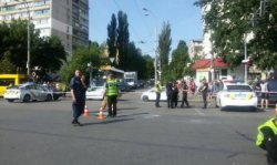 Водитель взорвавшегося авто в Киеве погиб