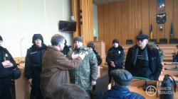 В Славянске отменили совещание горсовета из-за банки с надписью «ртуть»
