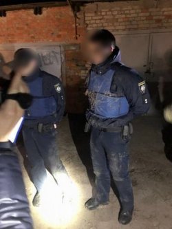 Харьковских патрульных задержали за поборы с водителей