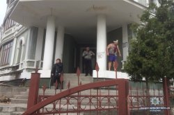 В Киеве произошла стрельба в общежитии переселенцев, есть пострадавшие