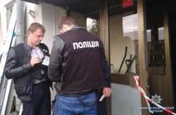 В Киеве со стрельбой ограбили конвертационный центр, есть пострадавшая 