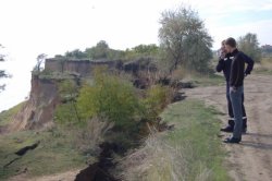 В Одесской области сошел километровый оползень