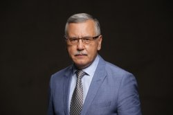 Гриценко підтримав введення військового стану в Україні