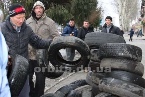 В Покровске протестовали из-за плохих дорог 