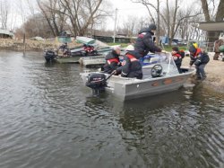 На Каменском водохранилище нашли тело одного из пропавших рыбаков