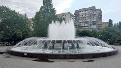 В Одессе вандалы залили самый большой фонтан моющим средством