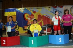 Луганские пауэрлифтеры завоевали 2 золотые медали установили рекорд Украины