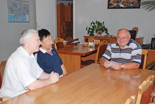 В Северодонецк прибыла китайская делегация. Решают вопрос о поставке запчастей на "Белазы"
